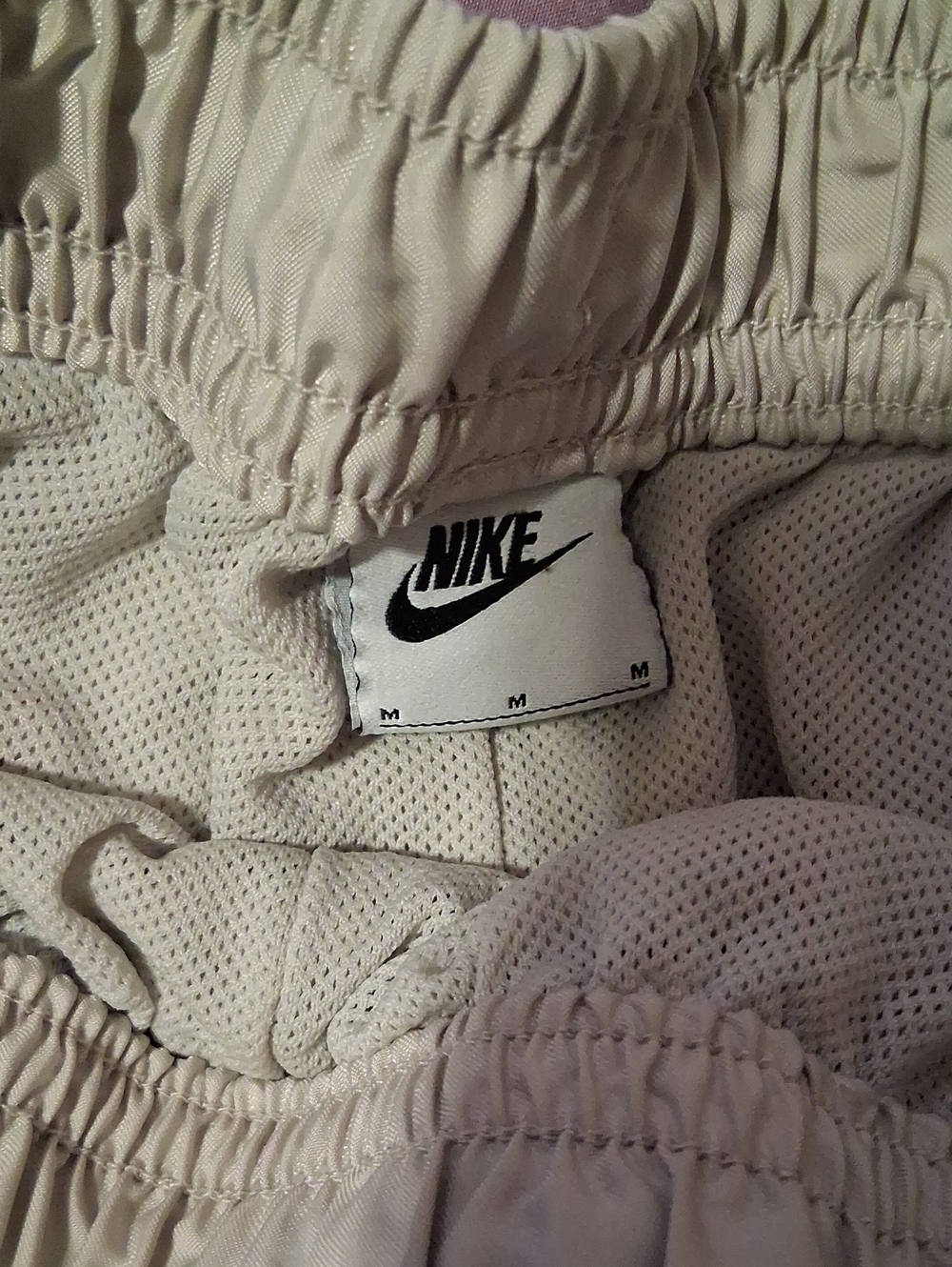 Men's Cream Athletic Shorts with Orange Drawstring Nike - Picture 3 of 7